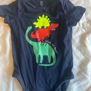 Dinosaur “hear me roar” short sleeved onesie